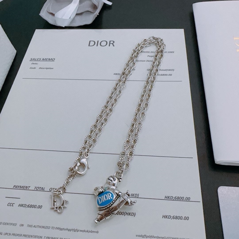 chr1st1an D10r necklaces
